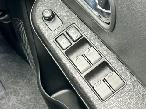 Suzuki Ignis 1.2 Dualjet 12V Hybrid SZ5 5dr 30