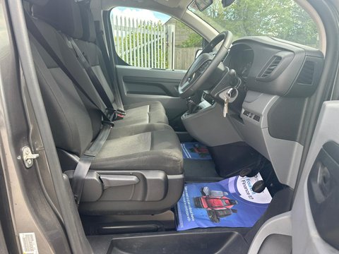Peugeot Expert BLUEHDI PROFESSIONAL PREMIUM L1 15