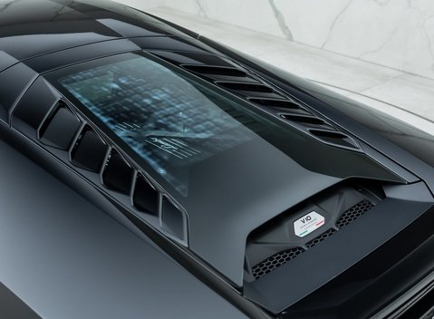 Lamborghini Huracan LP640-4 EVO 28