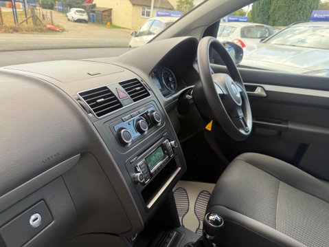 Volkswagen Touran 1.2 TSI BlueMotion Tech S Euro 5 5dr 14