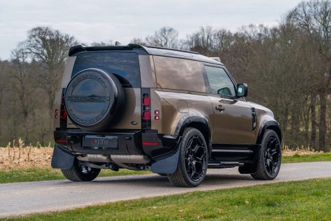 Land Rover Defender D250 X-Dynamic SE HardTop Obsidian WildTrak 4
