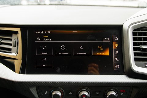 Audi A1 SPORTBACK TFSI SPORT 19