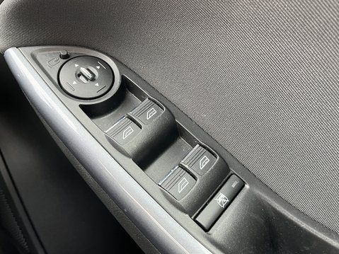 Ford Focus 1.6 125 Titanium 5dr Powershift 17