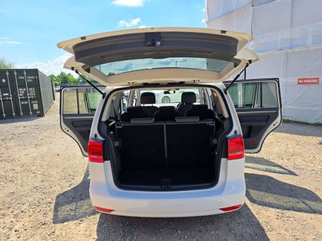 Volkswagen Touran 1.4 TSI BlueMotion Tech SEL MPV 5dr Petrol DSG Euro 6 (s/s) (150 ps) 34