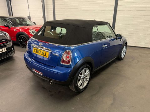 Mini Convertible 1.6 Cooper 2dr 13