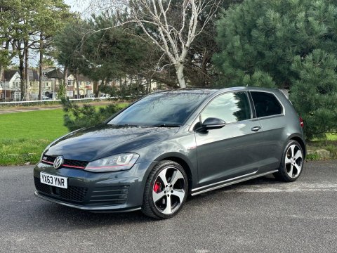 Volkswagen Golf 2.0 TSI BlueMotion Tech GTI Euro 6 (s/s) 3dr 27