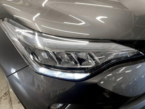 Toyota C-HR 1.8 VVT-h GPF Design SUV 5dr Petrol Hybrid CVT Euro 6 (s/s) (122 ps) Air Co 9
