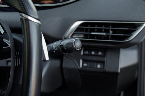 Peugeot 3008 PURETECH S/S GT PREMIUM 19