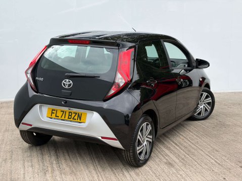 Toyota Aygo 1.0 Aygo X-Play TSS VVT-i 5dr 19