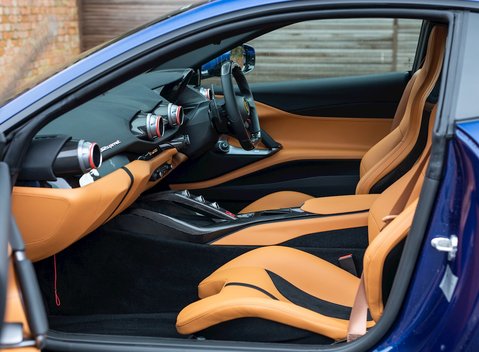 Ferrari 812 Superfast 13