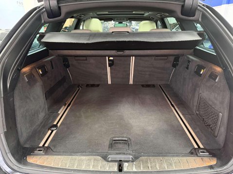 BMW 5 Series 3.0 535d M Sport Touring 5dr Diesel Auto Euro 6 (s/s) (313 ps) 46