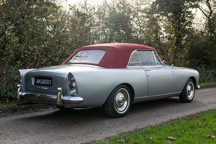 Bentley S2 Continental Drophead 8