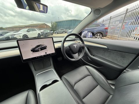 Tesla Model 3 Saloon 4dr Electric Auto RWD (241 bhp) 29