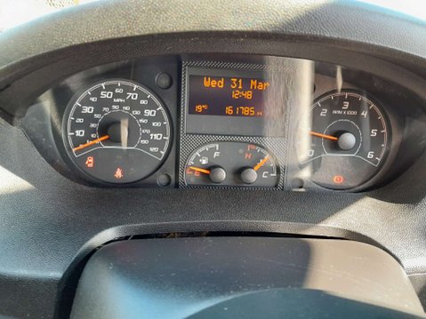 Peugeot Boxer 2.2 Boxer 335 L4 Blue HDi LUTON BOX VAN 4