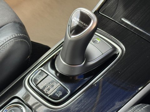 Mitsubishi Outlander 2.0h 12kWh Juro CVT 4WD Euro 6 (s/s) 5dr 21