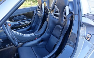 Porsche Carrera GT 12