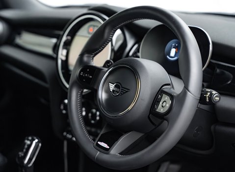 Mini Hatch JOHN COOPER WORKS 15