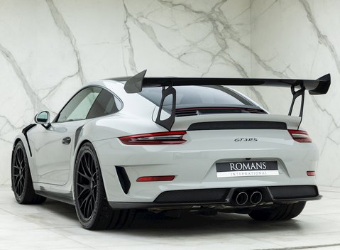 Porsche 911 GT3 RS Weissach (991.2) 3