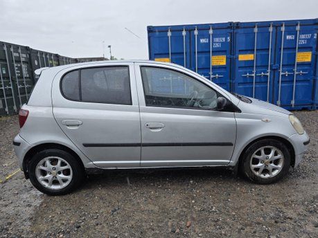 Toyota Yaris 1.3 VVT-i 16v CDX Hatchback 5dr Petrol Automatic (160 g/km, 85 bhp) 7