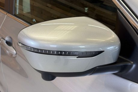 Nissan Qashqai 1.2 DIG-T N-Connecta SUV 5dr Petrol Manual Euro 6 (s/s) (115 ps) 21