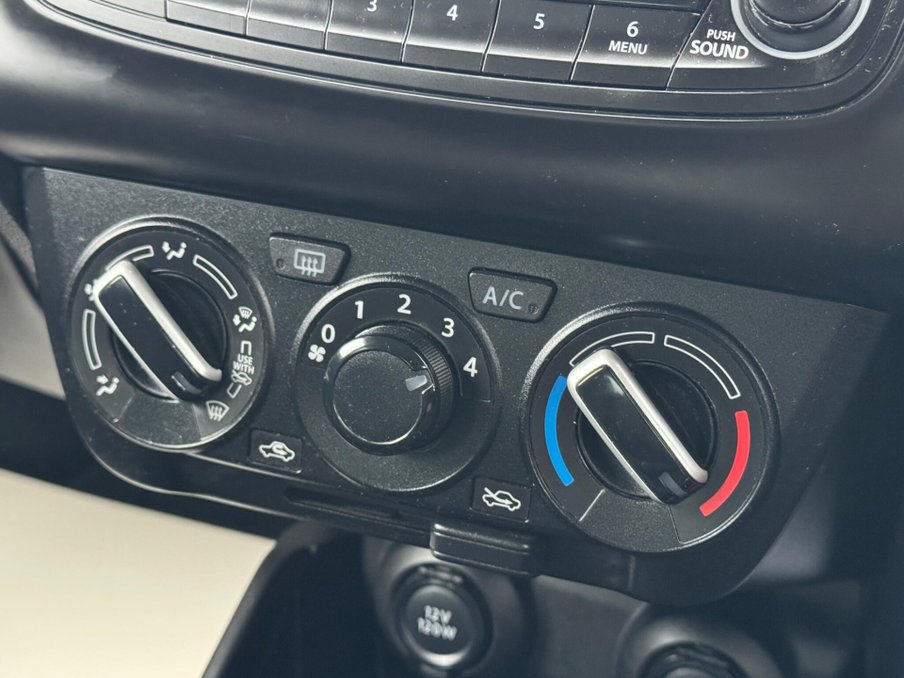 2022 Suzuki Swift — image 17