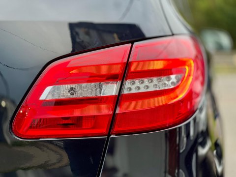 Mercedes-Benz B Class 1.7 B180 BlueEfficiency Sport 5dr 38