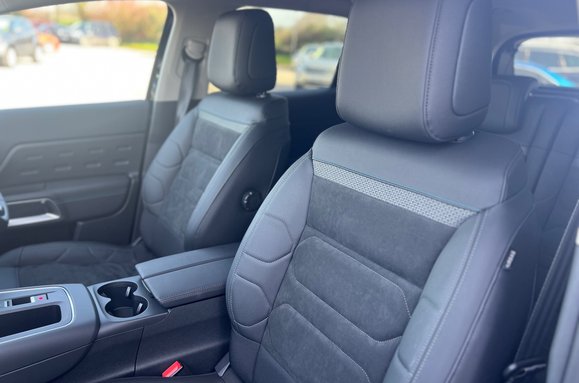 Citroen C5 Aircross PURETECH MAX EDITION 1.2 HYBRID AUTO 26