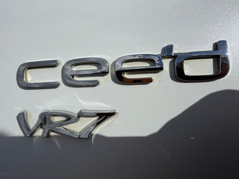 Kia Pro Ceed 1.4 VR7 Euro 5 3dr 8