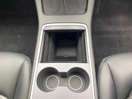Tesla Model 3 (Dual Motor) Long Range Auto 4WDE 4dr 52