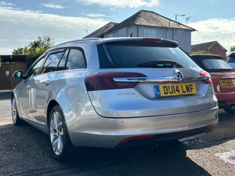 Vauxhall Insignia 2.0 CDTi ecoFLEX SRi Nav Sports Tourer Euro 5 (s/s) 5dr 6