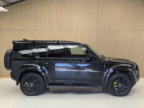 Land Rover Defender 3.0 Defender XS Edition MHEV Auto 4WD 5dr 14