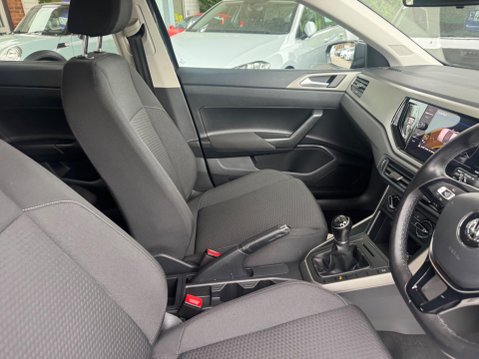 Volkswagen Polo 1.0 TSI Match Euro 6 (s/s) 5dr 23