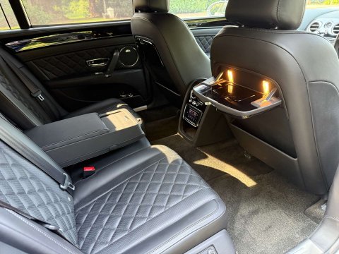 Bentley Flying Spur 4.0 Flying Spur V8 Mulliner Auto 4WD 4dr 16