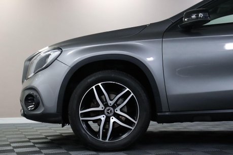 Mercedes-Benz GLA GLA 180 URBAN EDITION 26