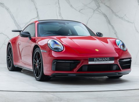 Porsche 911 Carrera GTS (992) 9