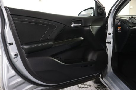 Honda Civic I-VTEC SE PLUS NAVI 43
