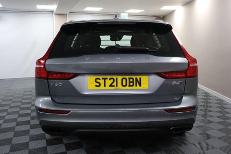 Volvo V60 B4 CROSS COUNTRY AWD MHEV 8