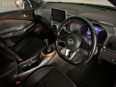 Nissan Juke 1.0 DIG-T N-Connecta SUV 5dr Petrol Manual Euro 6 (s/s) (117 ps) Alloys - A 12