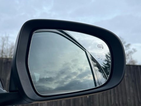 Suzuki Vitara SZ-T BOOSTERJET MHEV 38