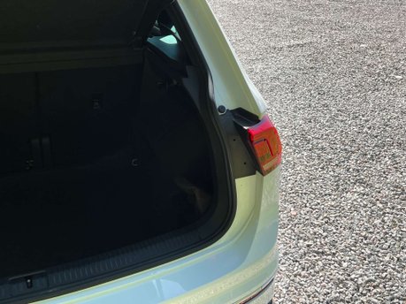 Volkswagen Tiguan 1.5 Tiguan R-Line TSi Semi-Auto 5dr 50