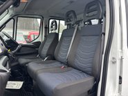 Iveco Daily 70C18D Crew Cab Dropside with Hiab X-Hiduo 062 Crane 3