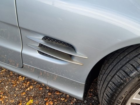 Mercedes-Benz SL Series SL350 26