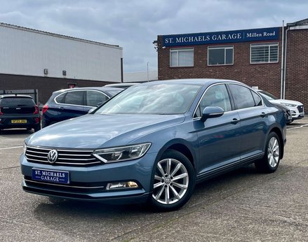 Volkswagen Passat 2.0 Passat SE Business TDI BlueMotion Technology 4dr 1