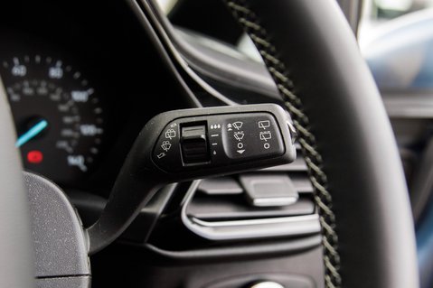 Ford Fiesta TITANIUM 13