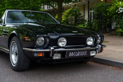 Aston Martin V8 Volante EFi 12
