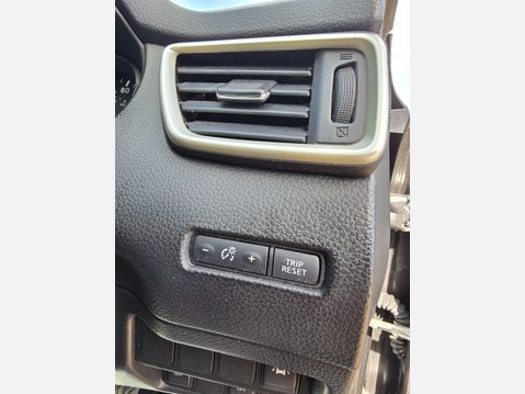 Nissan Qashqai 1.5 dCi Tekna 2WD Euro 6 (s/s) 5dr 27