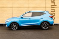 MG ZS EXCLUSIVE T-GDI 9