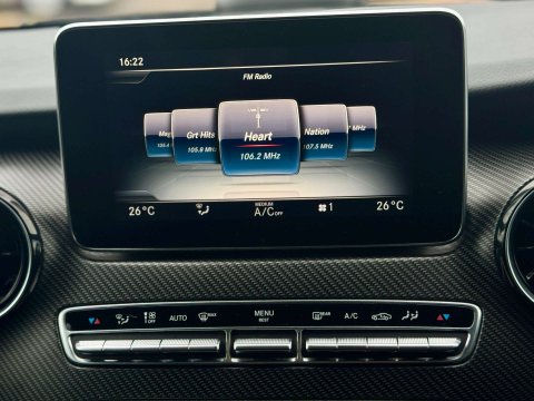 Mercedes-Benz V Class 2.2 V220d AMG Line MPV 5dr Diesel G-Tronic+ Euro 6 (s/s) 7 Seat (163 ps) 68