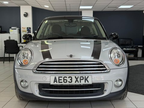 Mini Hatch 1.6 Cooper Euro 5 (s/s) 3dr 6