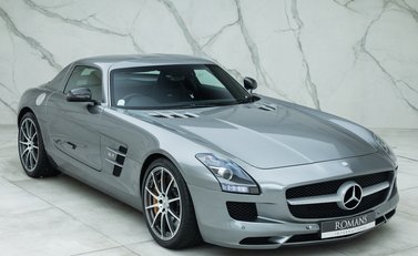 Mercedes-Benz SLS AMG 6